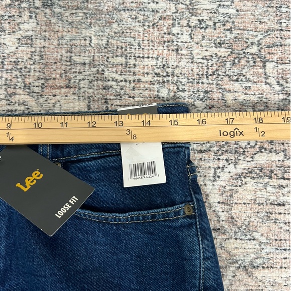NWT Lee Loose Fit Straight Leg Men’s Jeans 30x32 Blue Denim Cotton - Picture 13 of 16